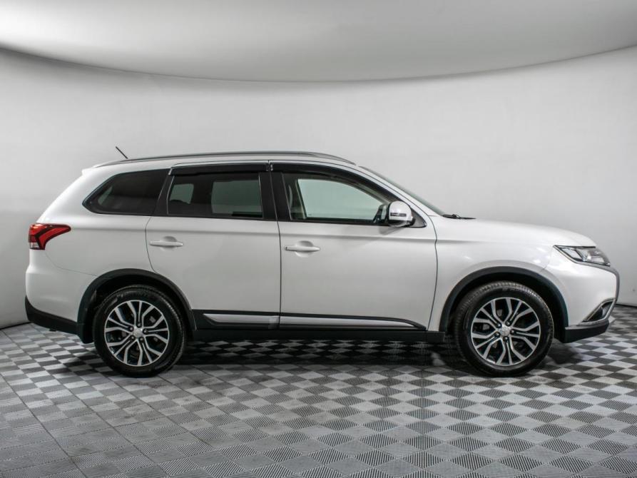 Mitsubishi Outlander III Рестайлинг 2 Москва  - изображение 4