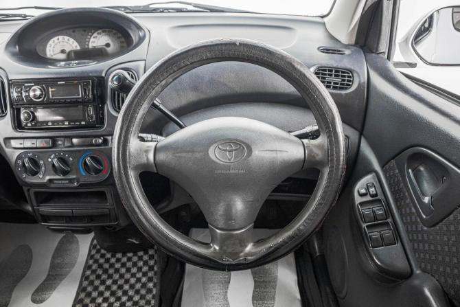 Toyota FunCargo с пробегом 2003 года, цена 329 000 рублей, 300000 км, компактвэн, Автокод Объявления