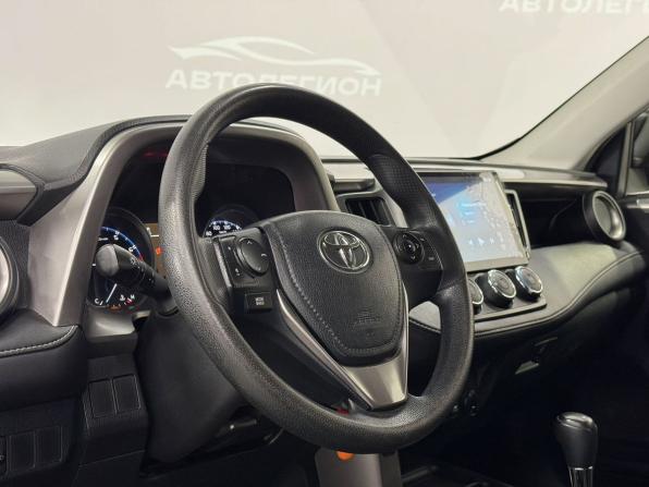 Toyota RAV4 IV (XA40) Рестайлинг с пробегом 2016 года, цена 2 330 000 рублей, 143200 км, внедорожник, Автокод Объявления