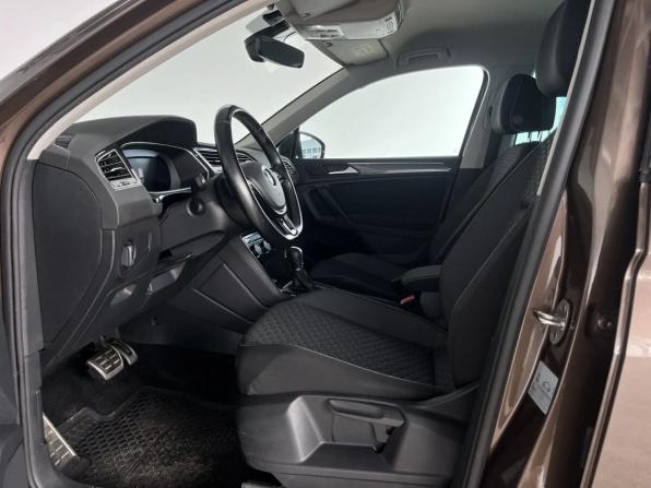 Volkswagen Tiguan II с пробегом 2018 года, цена 2 170 000 рублей, 130000 км, внедорожник, Автокод Объявления