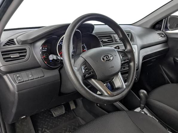 Kia Rio III с пробегом 2013 года, цена 945 000 рублей, 93850 км, седан, Автокод Объявления
