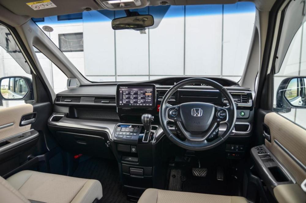 Honda Stepwgn V Рестайлинг Курган  - изображение 6