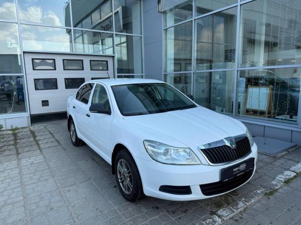Skoda Octavia II (A5) Рестайлинг с пробегом 2013 года, цена 855 000 рублей, 198205 км, лифтбек, Автокод Объявления