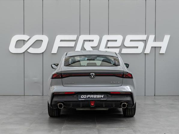 Changan UNI-V I с пробегом 2024 года, цена 2 375 000 рублей, 14783 км, лифтбек, Автокод Объявления