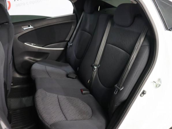 Hyundai Solaris I с пробегом 2013 года, цена 730 000 рублей, 194433 км, седан, Автокод Объявления