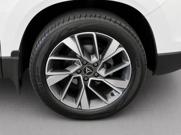 Jetta VS7 I Рестайлинг 1 с пробегом 2023 года, цена 2 040 000 рублей, 40260 км, внедорожник, Автокод Объявления