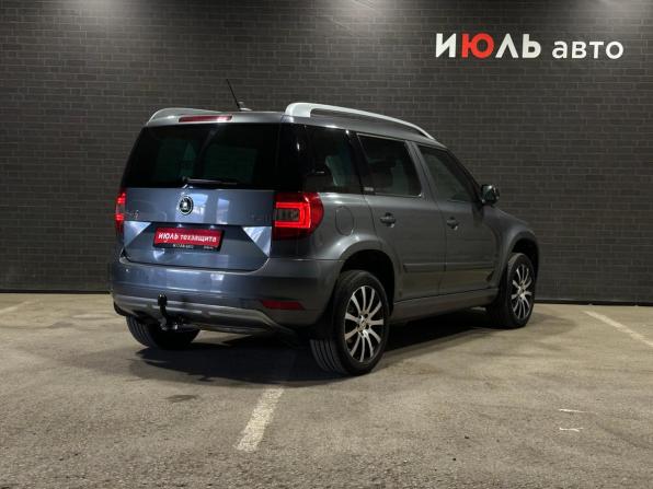 Skoda Yeti I Рестайлинг с пробегом 2017 года, цена 1 600 000 рублей, 53531 км, внедорожник, Автокод Объявления