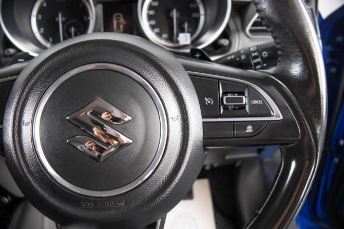 Suzuki Swift IV Рестайлинг с пробегом 2017 года, цена 1 439 000 рублей, 139245 км, хэтчбек, Автокод Объявления