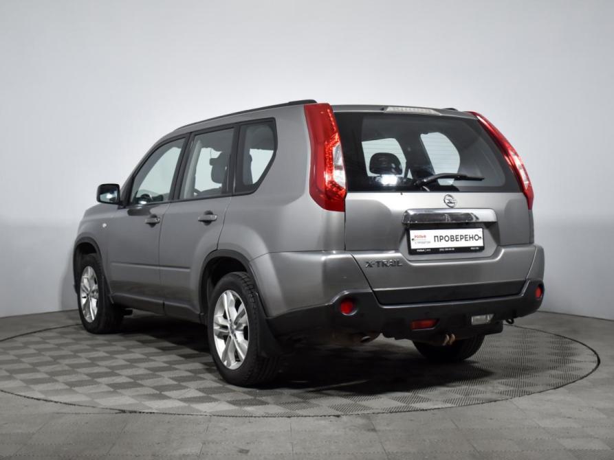 Nissan X-Trail II Рестайлинг Санкт-Петербург  - изображение 8