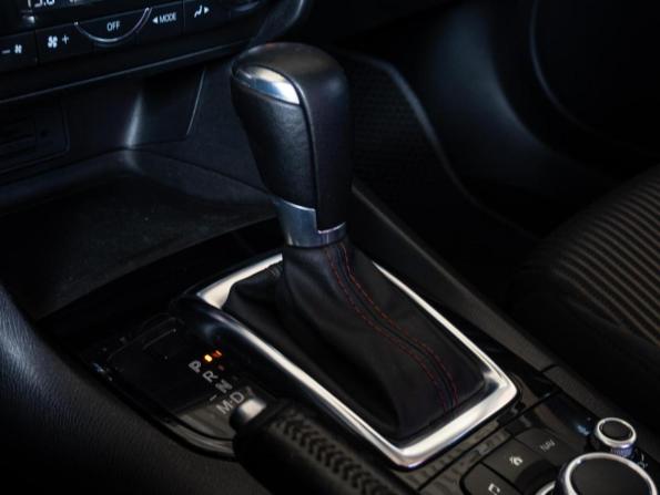 Mazda 3 III (BM) с пробегом 2015 года, цена 1 180 000 рублей, 176194 км, седан, Автокод Объявления