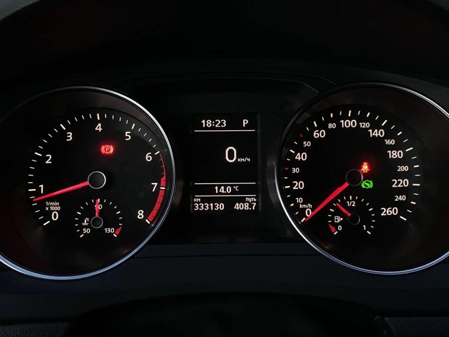 Volkswagen Jetta VI Рестайлинг Казань  - изображение 8