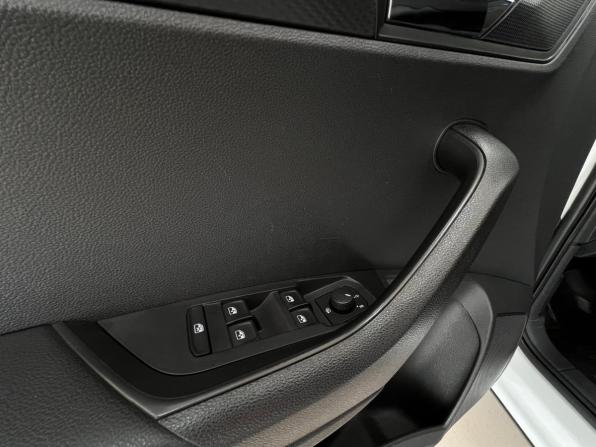 Skoda Karoq I с пробегом 2021 года, цена 2 590 000 рублей, 43179 км, внедорожник, Автокод Объявления