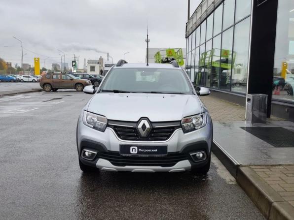 Renault Sandero II Рестайлинг с пробегом 2021 года, цена 1 325 000 рублей, 47500 км, хэтчбек, Автокод Объявления
