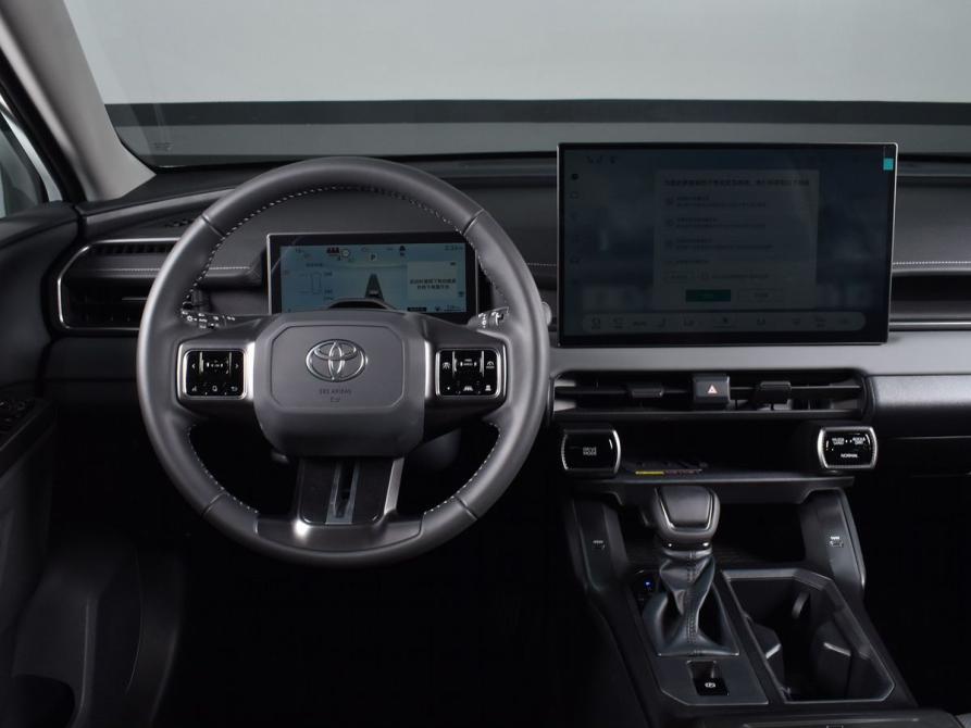 Toyota RAV4 VI (XA60) Кемерово  - изображение 14