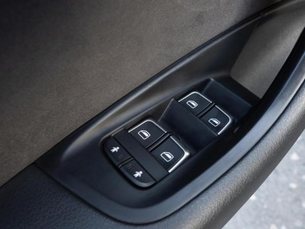 Audi A6 IV (C7) Рестайлинг с пробегом 2016 года, цена 2 580 000 рублей, 130528 км, седан, Автокод Объявления