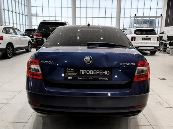 Skoda Octavia III (A7) Рестайлинг с пробегом 2019 года, цена 1 450 000 рублей, 220000 км, лифтбек, Автокод Объявления