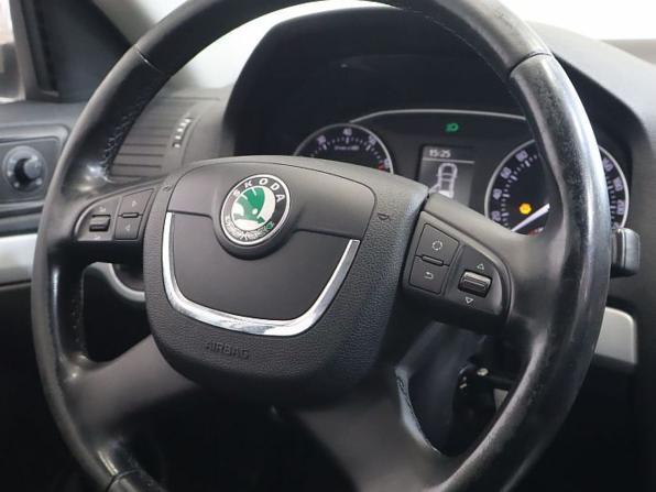 Skoda Octavia II (A5) Рестайлинг с пробегом 2011 года, цена 1 150 000 рублей, 192180 км, универсал, Автокод Объявления