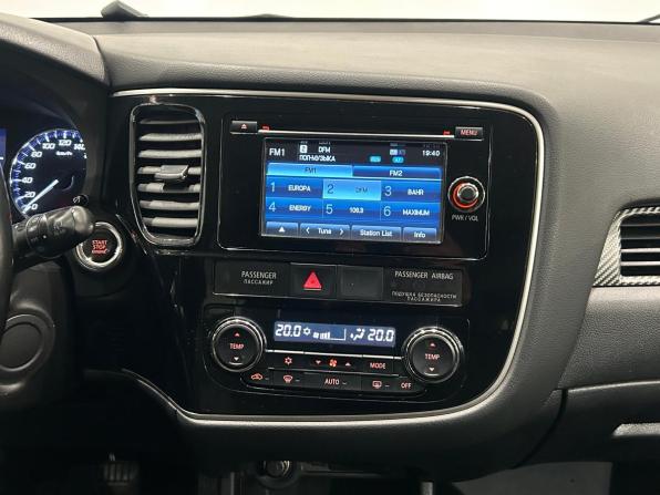 Mitsubishi Outlander III Рестайлинг с пробегом 2014 года, цена 1 199 000 рублей, 195722 км, внедорожник, Автокод Объявления