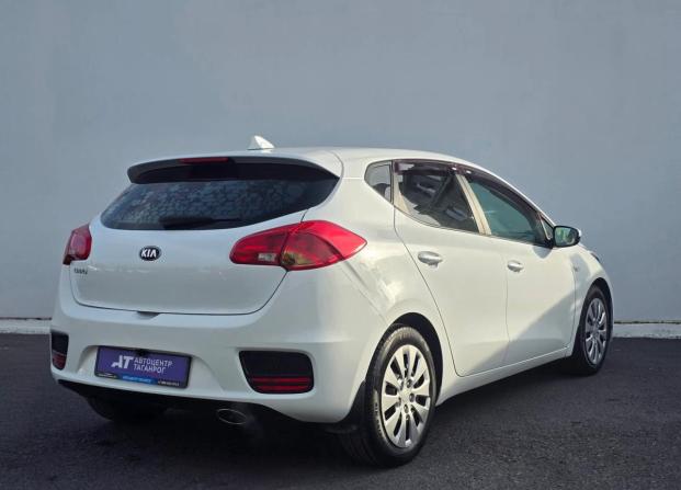 Kia Ceed II Рестайлинг с пробегом 2017 года, цена 1 440 000 рублей, 116500 км, хэтчбек, Автокод Объявления