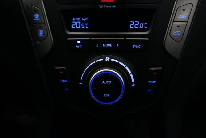 Hyundai Santa Fe III Рестайлинг с пробегом 2017 года, цена 2 794 000 рублей, 124000 км, внедорожник, Автокод Объявления