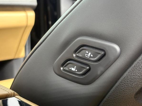 Kia Carnival IV с пробегом 2023 года, цена 4 264 000 рублей, 105742 км, минивэн, Автокод Объявления