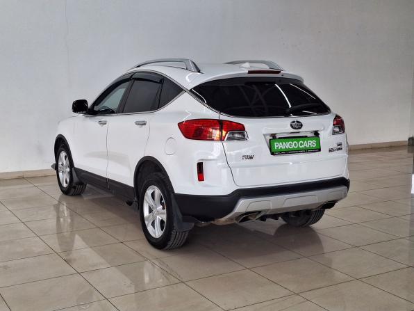 FAW Besturn X80 I Рестайлинг с пробегом 2018 года, цена 960 000 рублей, 67474 км, внедорожник, Автокод Объявления