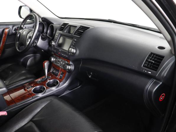 Toyota Highlander II (XU40) Рестайлинг с пробегом 2010 года, цена 1 847 000 рублей, 233468 км, внедорожник, Автокод Объявления