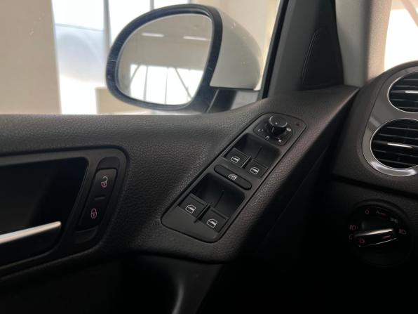 Volkswagen Tiguan I Рестайлинг с пробегом 2013 года, цена 1 680 000 рублей, 155241 км, внедорожник, Автокод Объявления