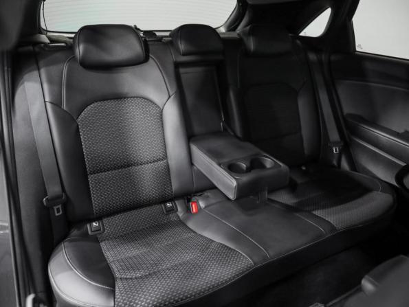 Kia Ceed III с пробегом 2018 года, цена 1 569 000 рублей, 112944 км, хэтчбек, Автокод Объявления