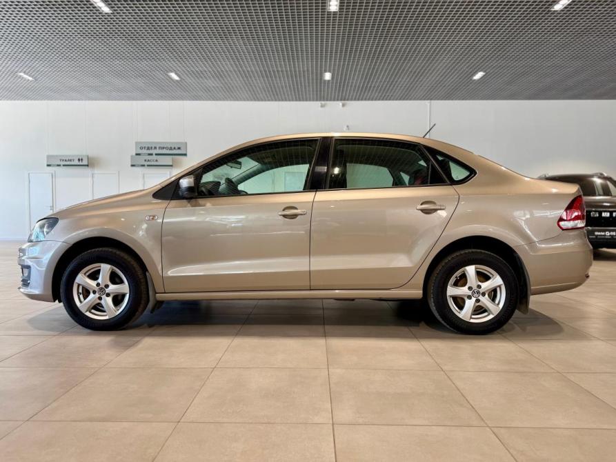 Volkswagen Polo V Рестайлинг Великий Новгород  - изображение 5