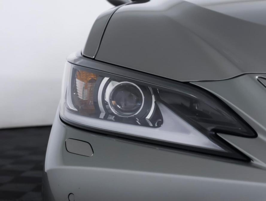 Lexus ES VII Москва  - изображение 21