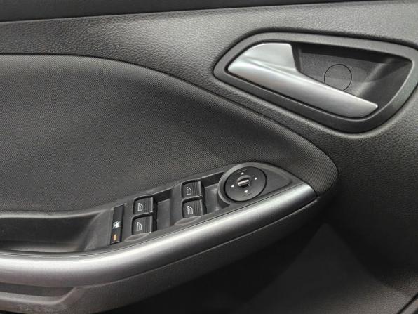 Ford Focus III с пробегом 2012 года, цена 870 000 рублей, 146813 км, седан, Автокод Объявления