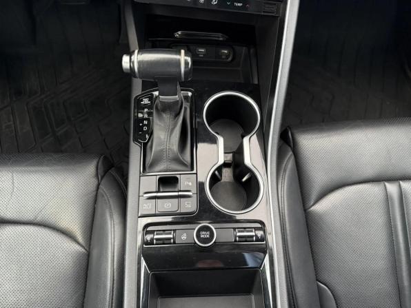 Kia K5 III с пробегом 2021 года, цена 2 409 000 рублей, 99054 км, седан, Автокод Объявления