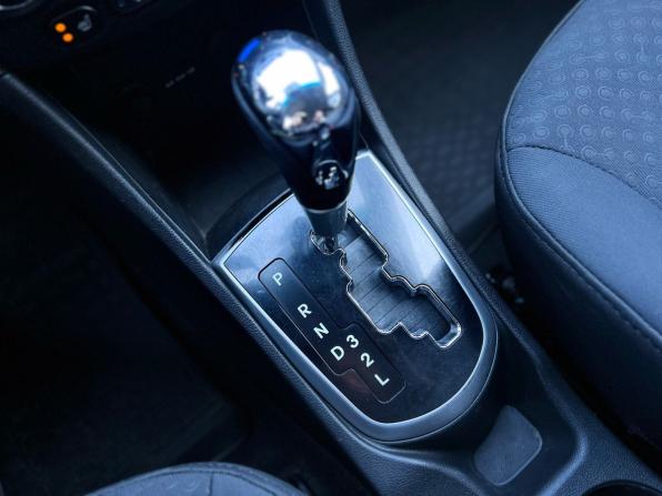Hyundai Solaris I с пробегом 2012 года, цена 840 000 рублей, 185517 км, седан, Автокод Объявления