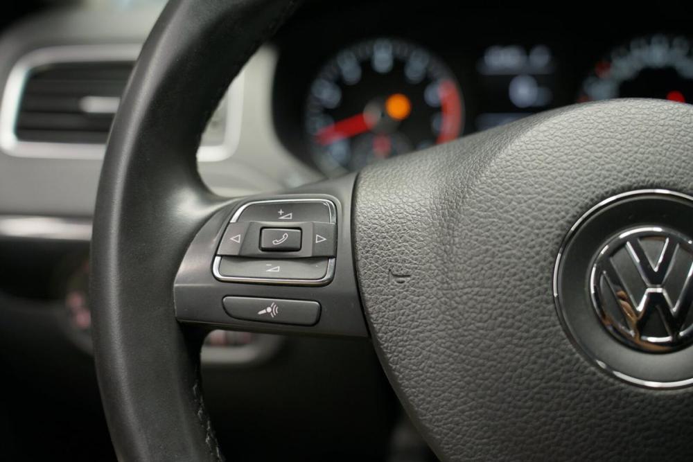 Volkswagen Jetta VI Крым  - изображение 14