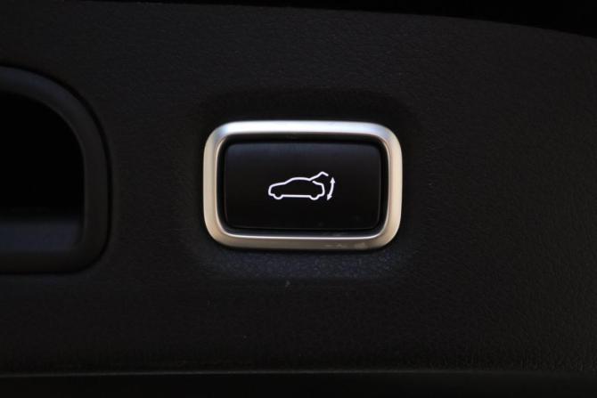 Kia Stinger I Рестайлинг с пробегом 2021 года, цена 3 225 000 рублей, 85961 км, лифтбек, Автокод Объявления