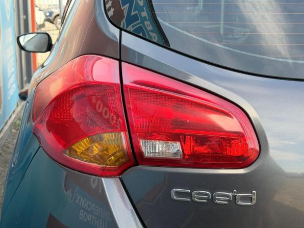 Kia Ceed II с пробегом 2015 года, цена 1 310 000 рублей, 175783 км, хэтчбек, Автокод Объявления