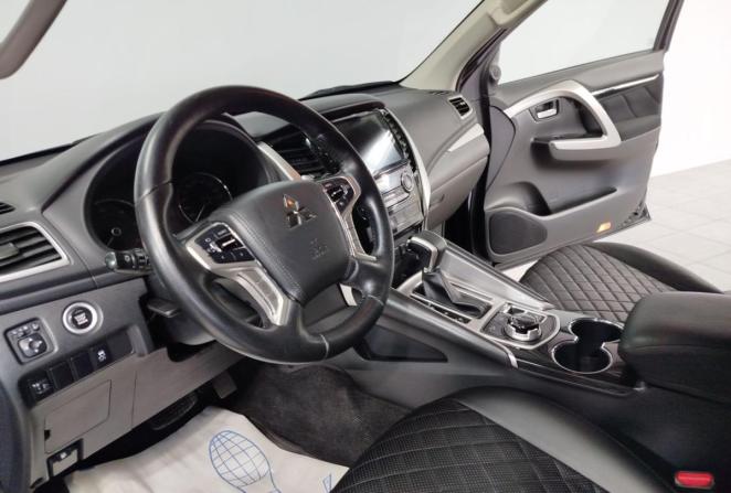 Mitsubishi Pajero Sport III с пробегом 2019 года, цена 2 900 000 рублей, 152122 км, внедорожник, Автокод Объявления