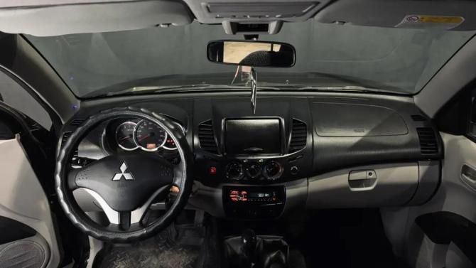 Mitsubishi L200 IV с пробегом 2012 года, цена 1 250 000 рублей, 302538 км, пикап, Автокод Объявления