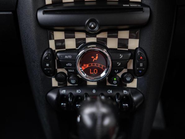 Mini Hatch II (R56) с пробегом 2010 года, цена 749 000 рублей, 192284 км, хэтчбек, Автокод Объявления