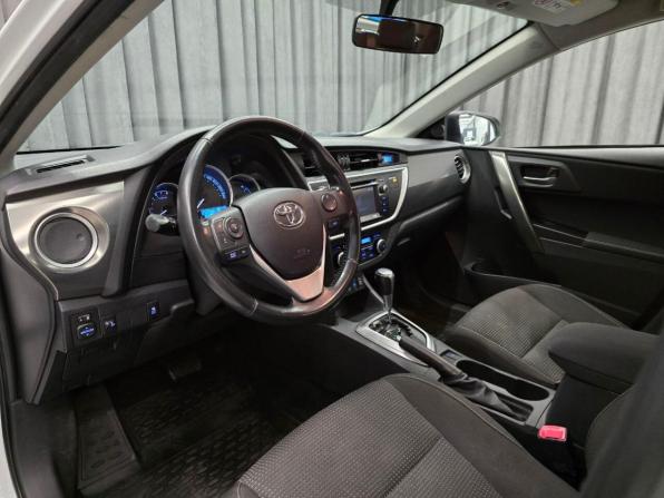 Toyota Auris II с пробегом 2013 года, цена 1 075 000 рублей, 150000 км, хэтчбек, Автокод Объявления