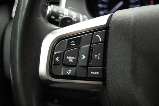 Land Rover Discovery Sport I с пробегом 2016 года, цена 2 299 000 рублей, 183644 км, внедорожник, Автокод Объявления