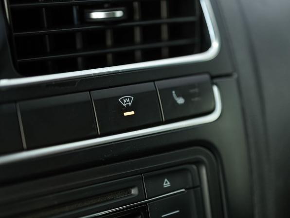 Volkswagen Polo V с пробегом 2011 года, цена 649 000 рублей, 145401 км, седан, Автокод Объявления