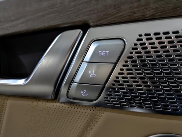 Kia Mohave I Рестайлинг 2 с пробегом 2021 года, цена 5 590 000 рублей, 52864 км, внедорожник, Автокод Объявления