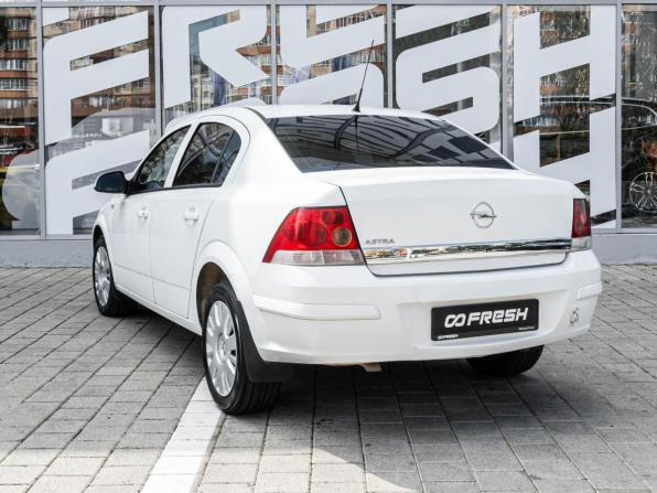 Opel Astra H Рестайлинг с пробегом 2011 года, цена 642 050 рублей, 151872 км, седан, Автокод Объявления