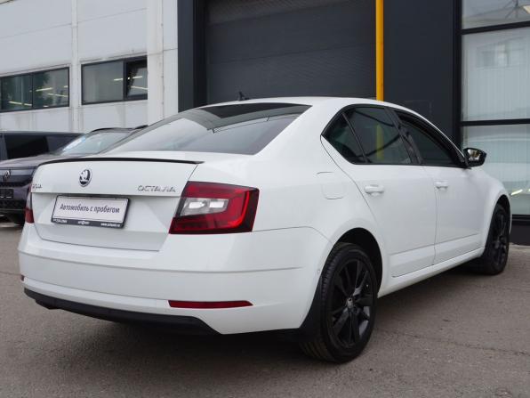 Skoda Octavia III (A7) Рестайлинг с пробегом 2018 года, цена 2 000 000 рублей, 122934 км, лифтбек, Автокод Объявления