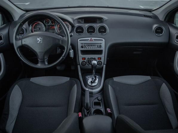 Peugeot 308 I с пробегом 2010 года, цена 455 000 рублей, 202000 км, хэтчбек, Автокод Объявления