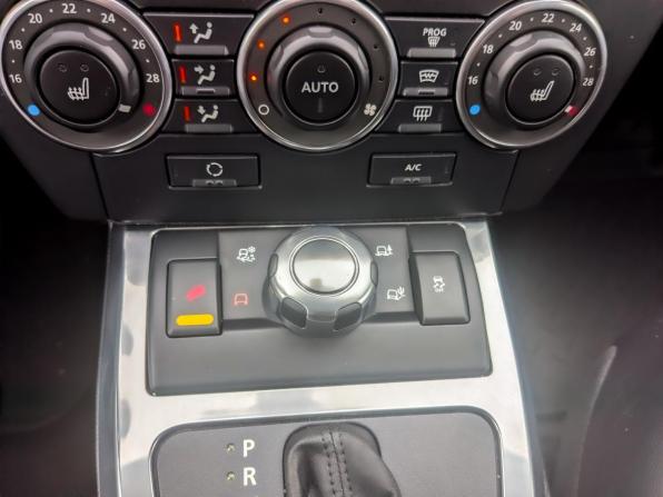 Land Rover Freelander II Рестайлинг с пробегом 2010 года, цена 1 525 000 рублей, 142508 км, внедорожник, Автокод Объявления