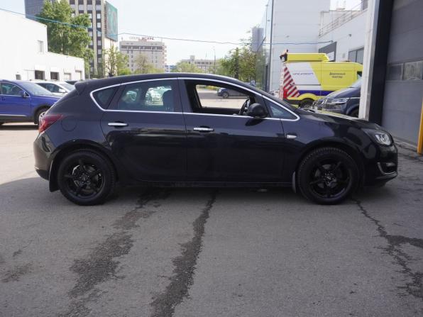 Opel Astra J Рестайлинг с пробегом 2013 года, цена 763 000 рублей, 187530 км, хэтчбек, Автокод Объявления