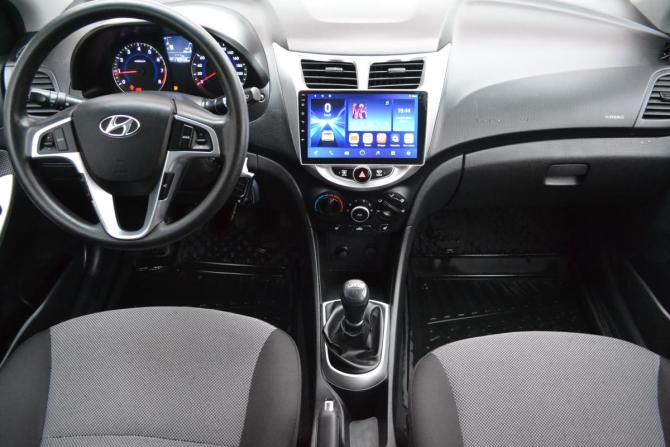 Hyundai Solaris I с пробегом 2014 года, цена 715 000 рублей, 170600 км, седан, Автокод Объявления